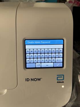Abbott 53453 Id Now Instrument Nat-024 Rapid Isothermal Molecular Analyzer