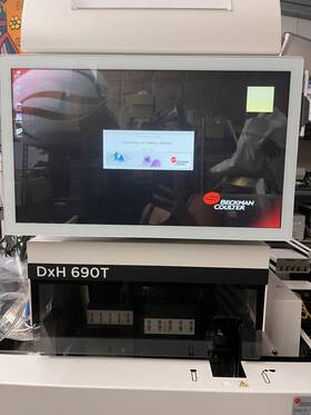 Beckman Coulter 690t Dxh Hematology Analyzer Only 8 Months Old