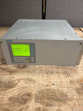 Siemens 7mb2121 Ultramat 6e 7mb2121-1cr00-0aa1 Analyzer Powers On No Further Testing