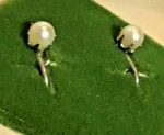 Vintage La Tausca 12KT Gold Gf Cultured Pearl Clip On Earrings Orig Box Stamped. Fixed Price $17.99.