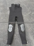 Scuba Dive Wet Suit Set. Fixed Price $100.00.