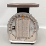 Vintage 1968 Pelouze Deluxe Line Model Y-25-1 (25 Lbs Capacity) Postal Scale. Fixed Price $29.99.