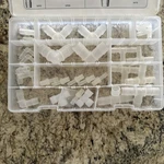 Box Of Cole-parmer Hdpe Large Barbed Elbow & Tee Connector Tubing Fittings. Fixed Price $37.95.